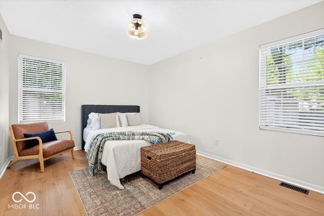 2410 Dell Zell Drive, Indianapolis, IN 46220
