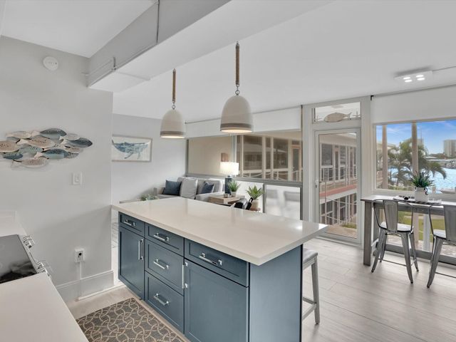 1124 Seminole Drive 4D, Fort Lauderdale, FL 33304