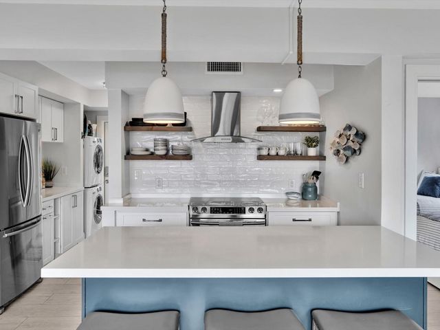 1124 Seminole Drive 4D, Fort Lauderdale, FL 33304