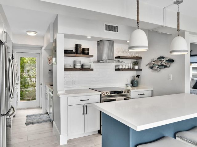 1124 Seminole Drive 4D, Fort Lauderdale, FL 33304