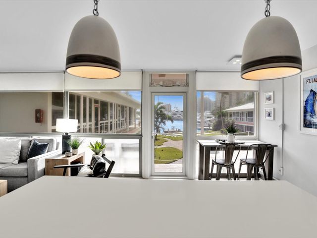 1124 Seminole Drive 4D, Fort Lauderdale, FL 33304
