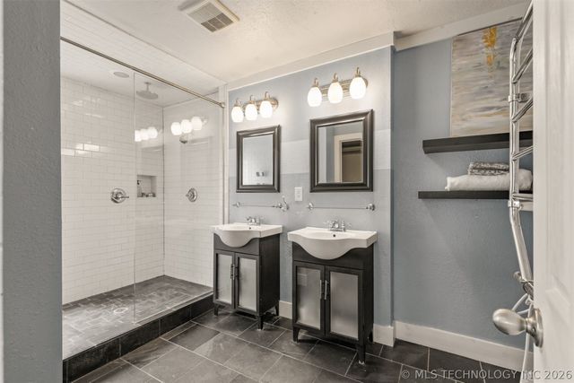1536 S Atlanta Place, Tulsa, OK 74104