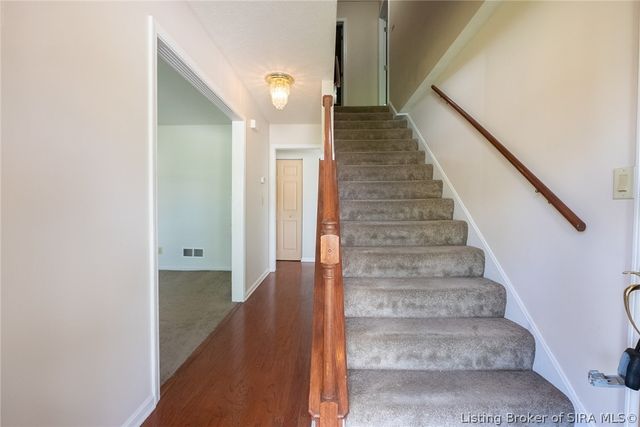 1037 Brookstone Court, Georgetown, IN 47122