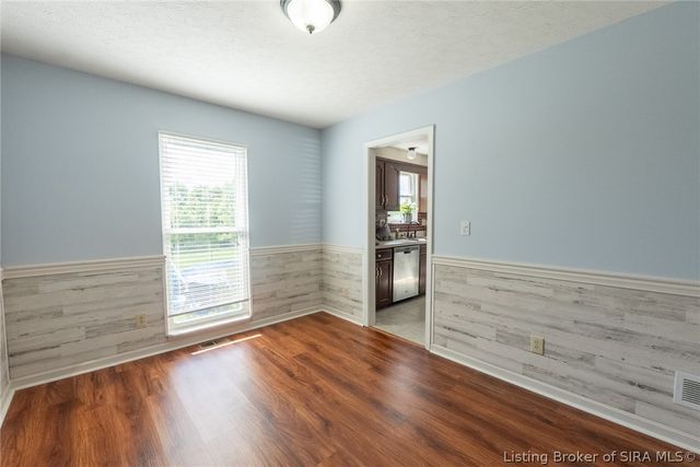 1037 Brookstone Court, Georgetown, IN 47122