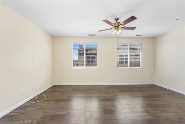 27968 Avalon, Canyon Country, CA 91351