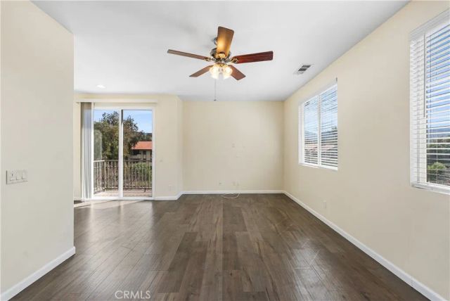 27968 Avalon, Canyon Country, CA 91351