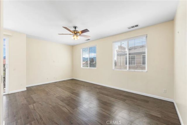 27968 Avalon, Canyon Country, CA 91351