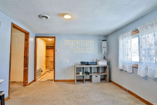 413 S Buffalo Road, Burket, IN 46508