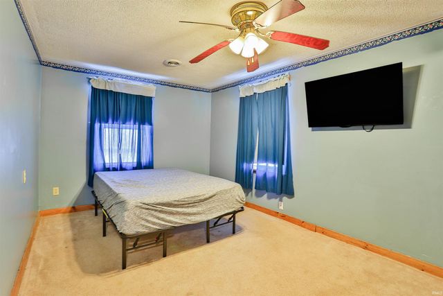 413 S Buffalo Road, Burket, IN 46508