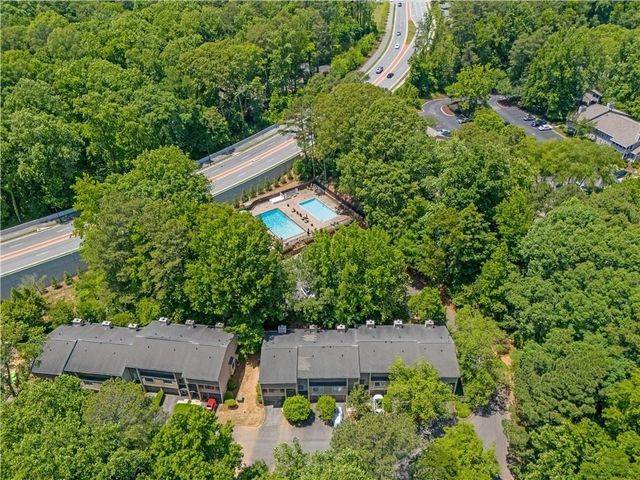 2877 Torreya Way SE, Marietta, GA 30067