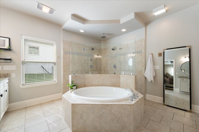 2204 Chantry Place Ln, Thompsons Station, TN 37179