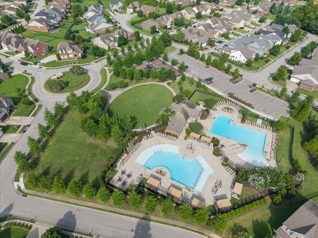2204 Chantry Place Ln, Thompsons Station, TN 37179