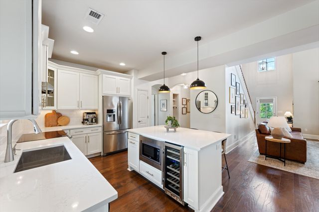 2204 Chantry Place Ln, Thompsons Station, TN 37179