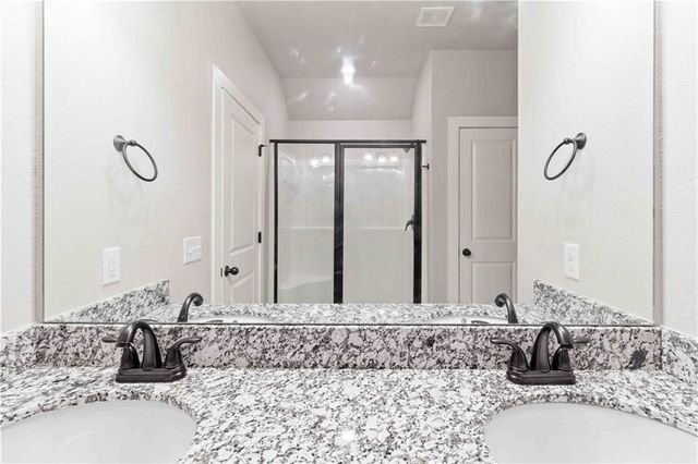 9 E Loveland Loop, Farmington, AR 72730