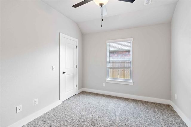 9 E Loveland Loop, Farmington, AR 72730