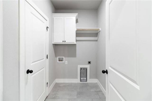 9 E Loveland Loop, Farmington, AR 72730