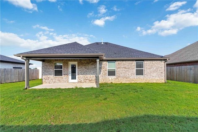 9 E Loveland Loop, Farmington, AR 72730