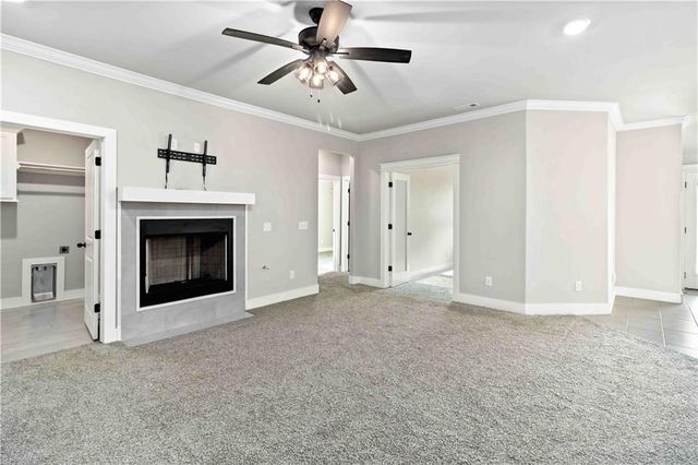 9 E Loveland Loop, Farmington, AR 72730