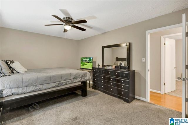 2048 WHITE POST ROAD, Hueytown, AL 35023