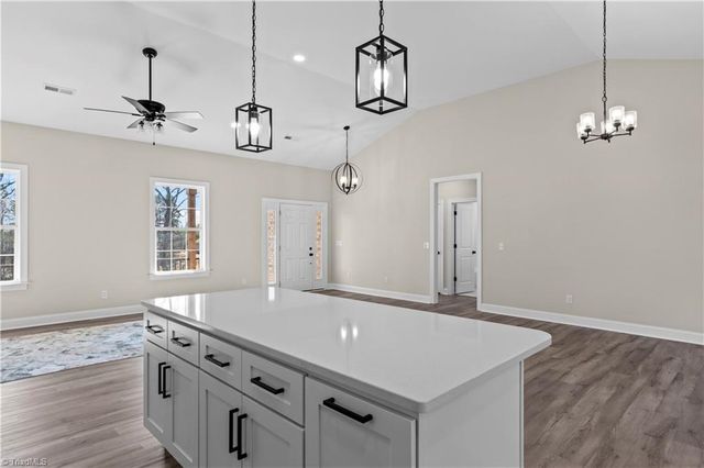 159 Wynnfall Drive, Lexington, NC 27295