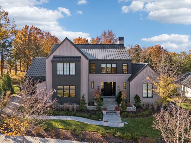 7709 Strait Trl, College Grove, TN 37046