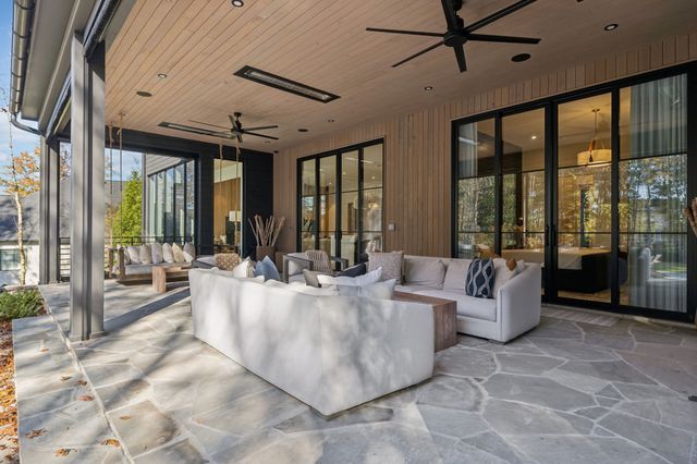 7709 Strait Trl, College Grove, TN 37046