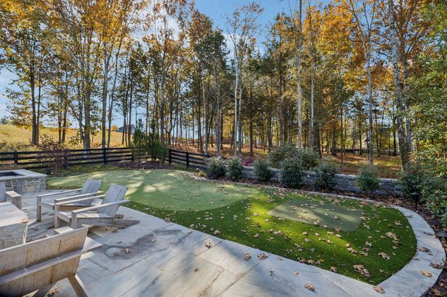 7709 Strait Trl, College Grove, TN 37046