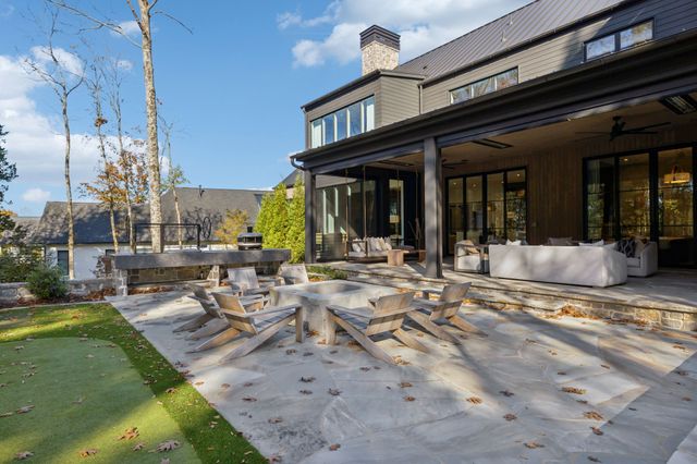 7709 Strait Trl, College Grove, TN 37046