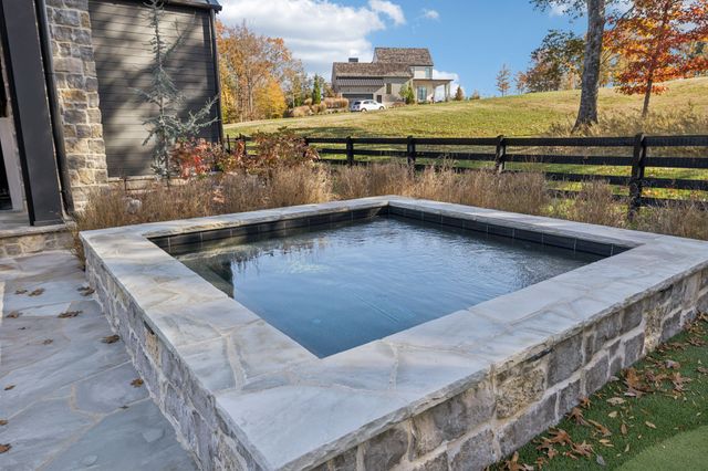 7709 Strait Trl, College Grove, TN 37046