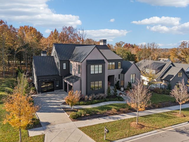 7709 Strait Trl, College Grove, TN 37046