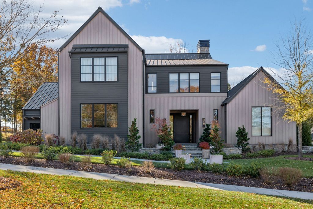 7709 Strait Trl, College Grove, TN 37046