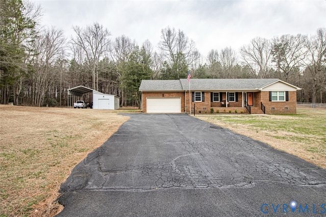 209 Robbinwood Ln, Sandston, VA 23150