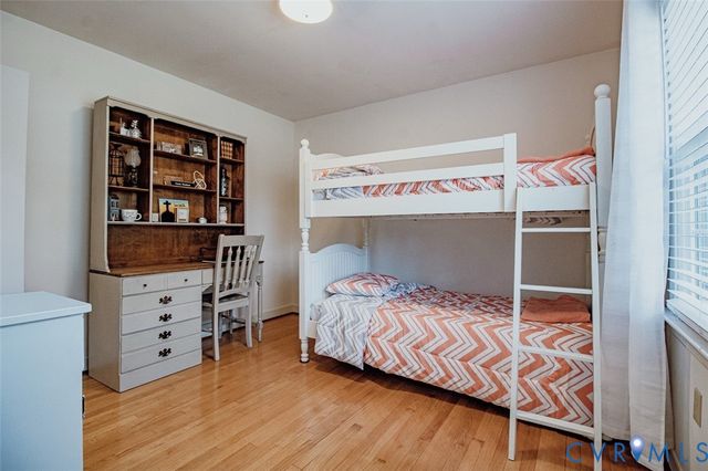 209 Robbinwood Ln, Sandston, VA 23150