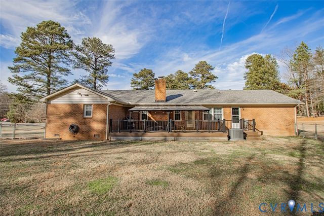 209 Robbinwood Ln, Sandston, VA 23150