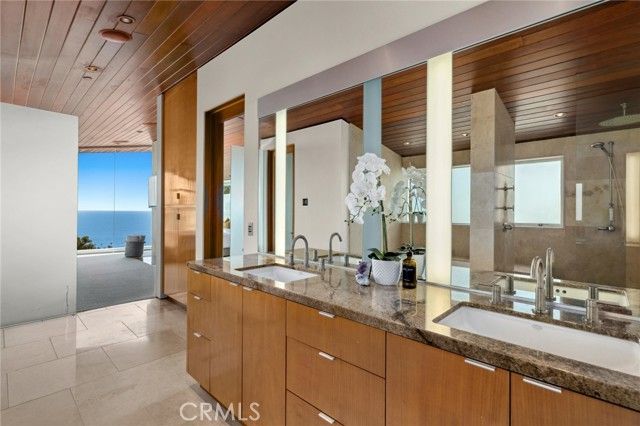 856 Diamond, Laguna Beach, CA 92651