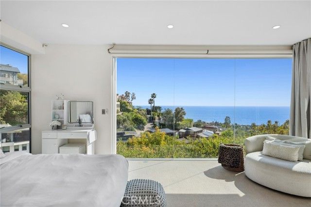 856 Diamond, Laguna Beach, CA 92651