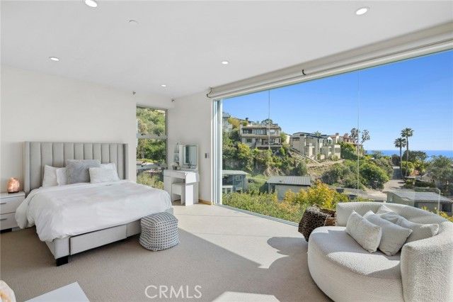 856 Diamond, Laguna Beach, CA 92651