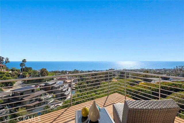 856 Diamond, Laguna Beach, CA 92651