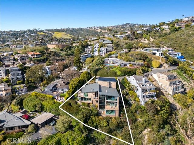 856 Diamond, Laguna Beach, CA 92651