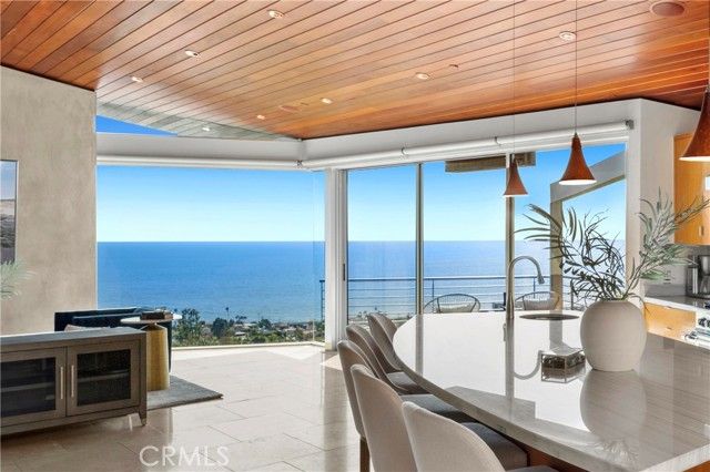 856 Diamond, Laguna Beach, CA 92651