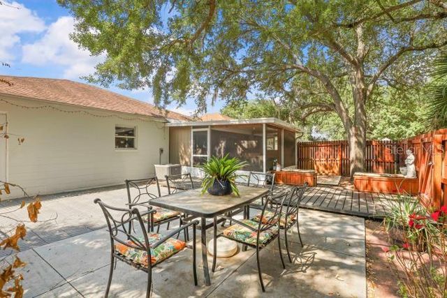421 BENSON STREET, Valrico, FL 33594