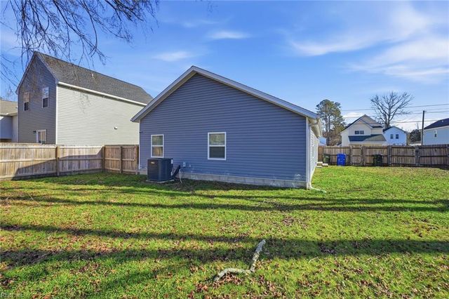 109 Crocker ST, Suffolk, VA 23434