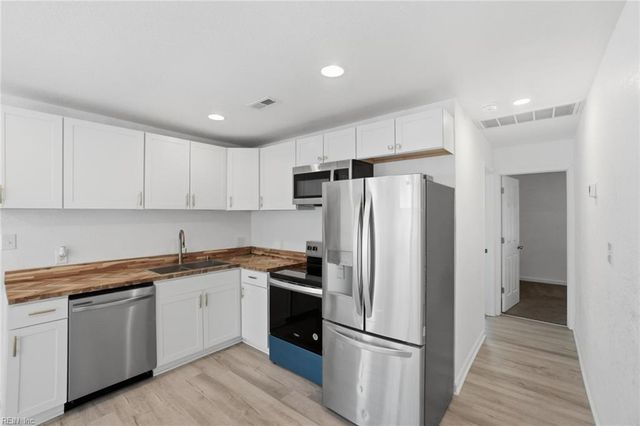 109 Crocker ST, Suffolk, VA 23434