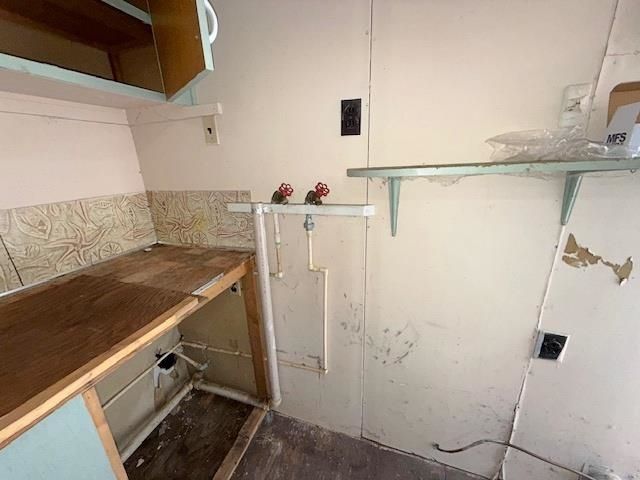 5921 N Bayshore Drive, Irons, MI 49644