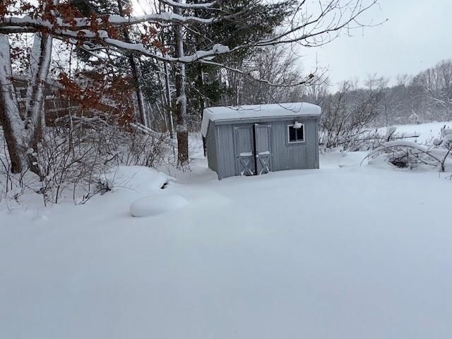 5921 N Bayshore Drive, Irons, MI 49644