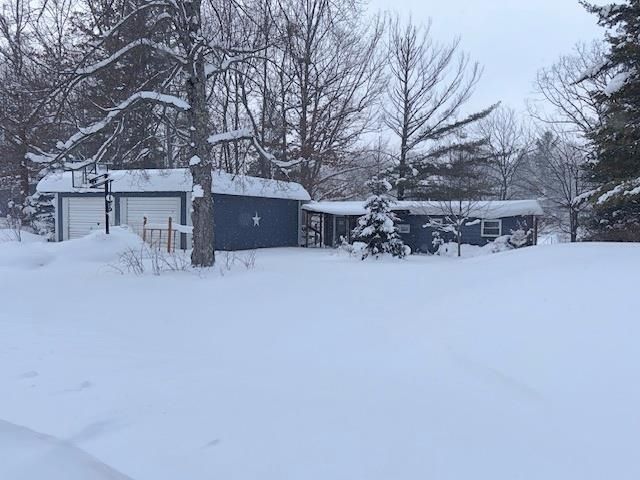 5921 N Bayshore Drive, Irons, MI 49644