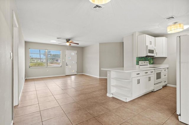 324 GRANADA BOULEVARD, North Port, FL 34287