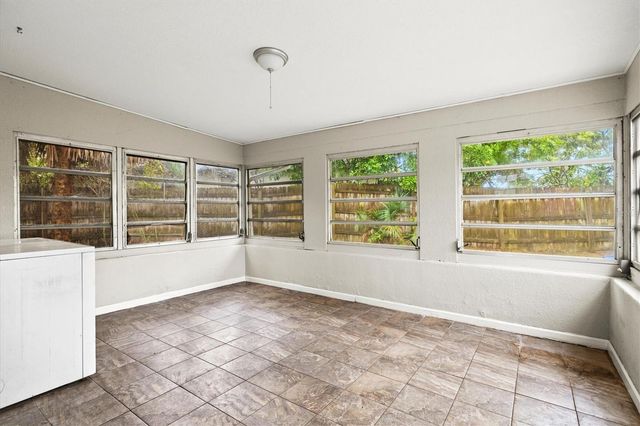 324 GRANADA BOULEVARD, North Port, FL 34287