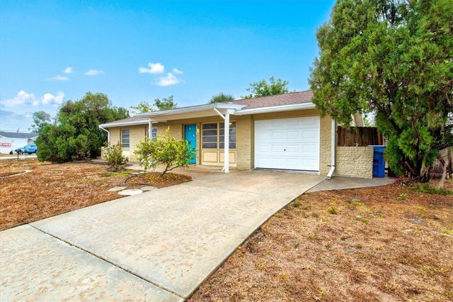 324 GRANADA BOULEVARD, North Port, FL 34287