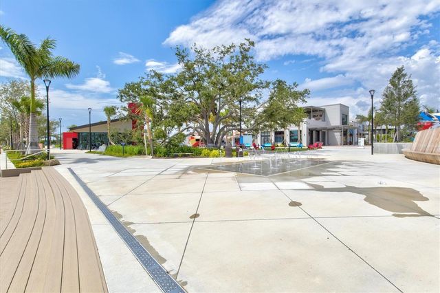 324 GRANADA BOULEVARD, North Port, FL 34287